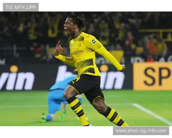 多特蒙德—格拉克特门前弹射反弹进球