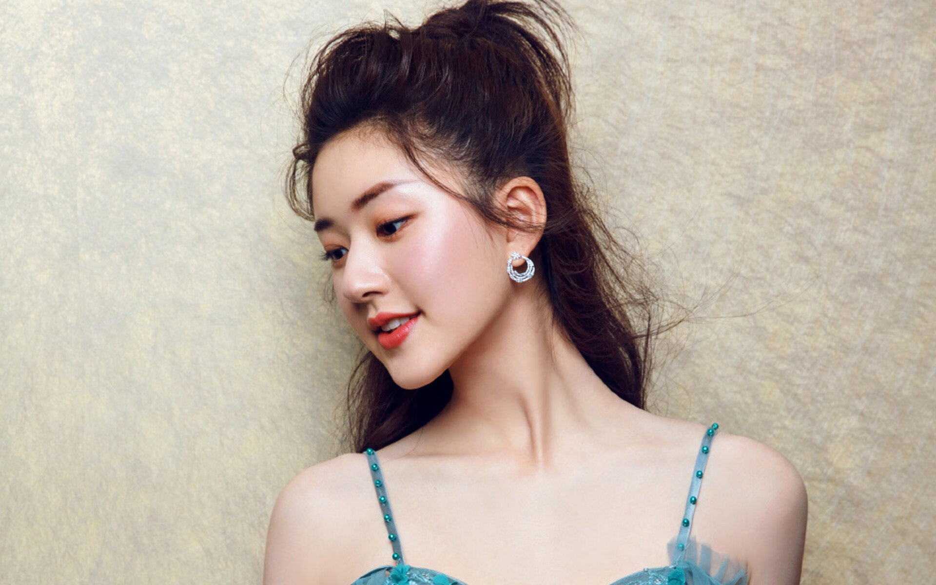 华体会手机网站-中国足球防线前提战术的成功率趋势追踪，中国足球防守反击  第2张