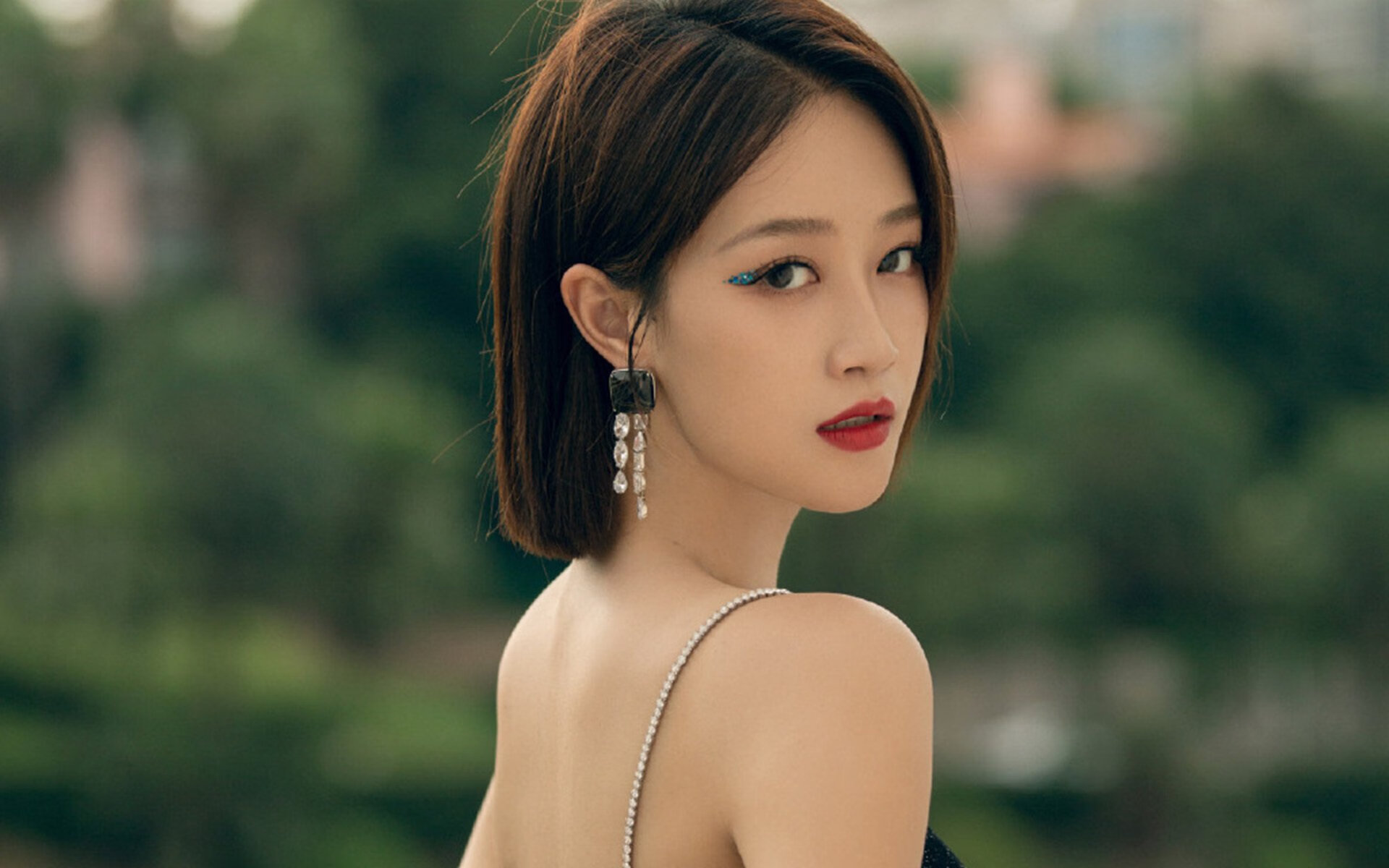 华体会官方网站-希腊女篮在欧洲锦标赛中夺冠，展现新一代实力，希腊篮球世锦赛