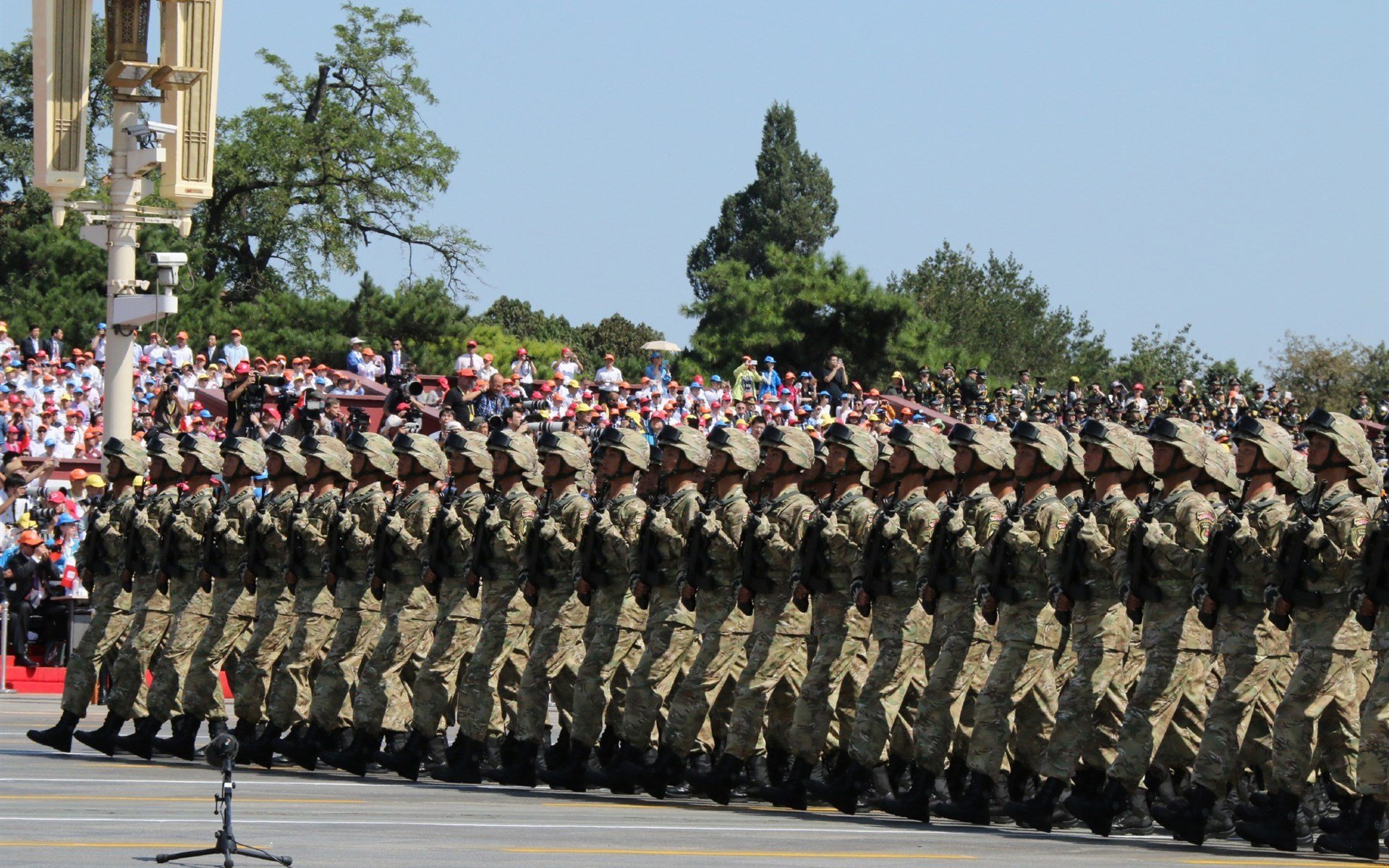 华体会登录地址-戴维·帕特森凭借全面的攻防表现，帮助袋鼠队稳占上风，帕特里克·戴维森