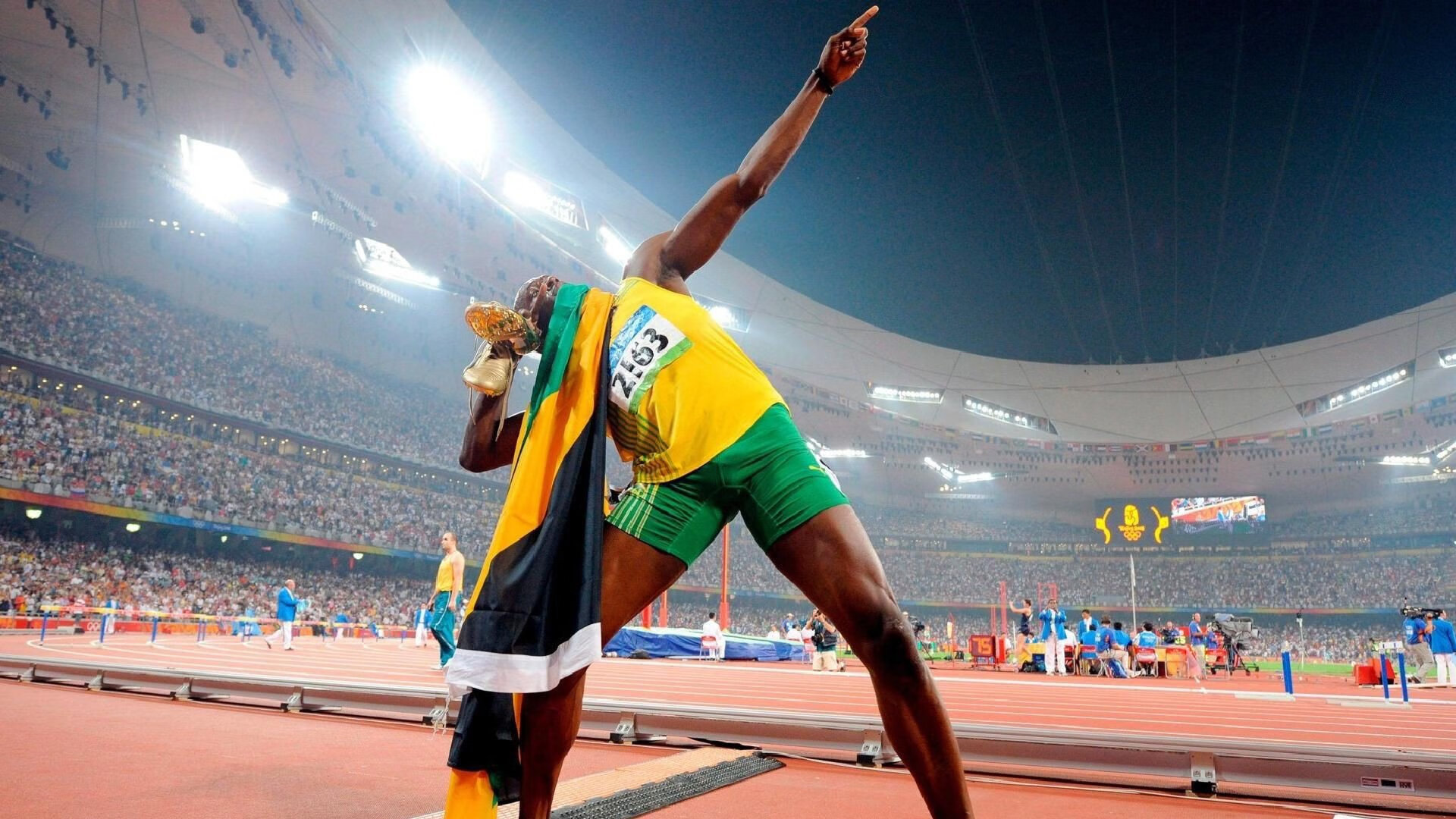 这一夜属于超级巨星，詹姆斯属于超级巨星吗